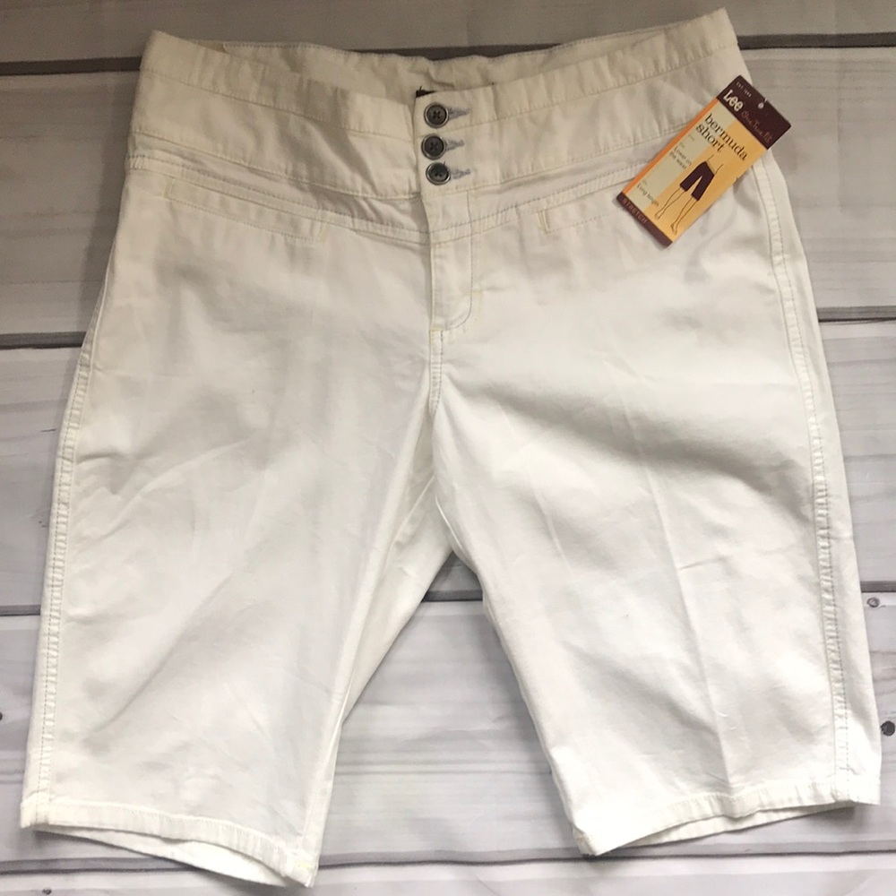 Lee Bermuda shorts nwt size 10m long length